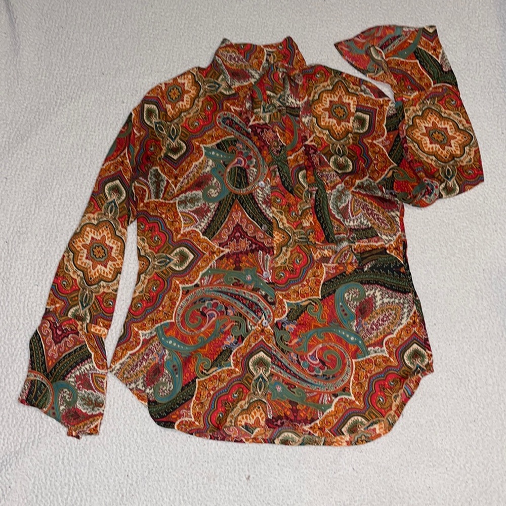 Beautiful Fall Color Women’s Blouse-Like New!